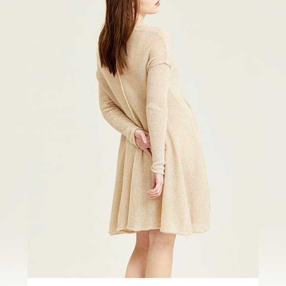 Free People Women's Tan Dancing In The Forest Tunic Sweater Size Small NEW - Picture 2 of 5